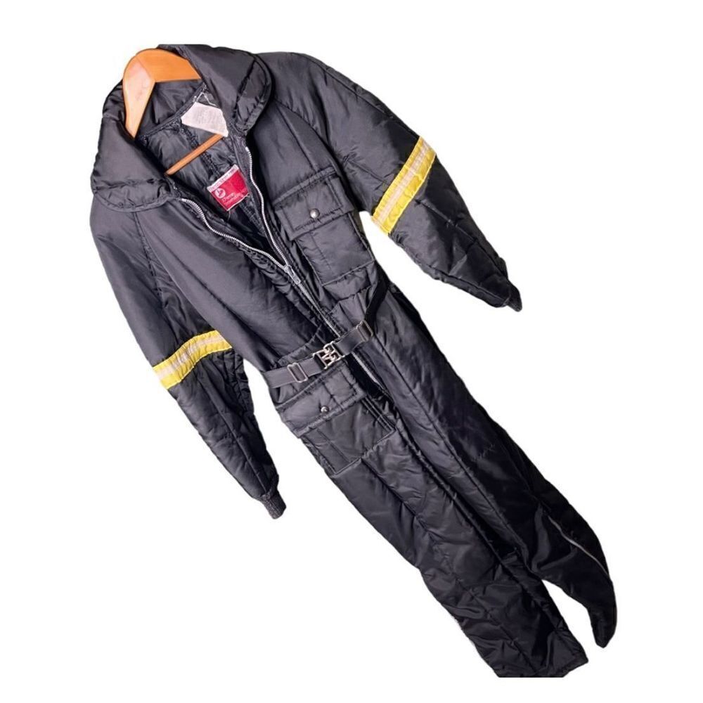 Ladies medium snowsuit size 8-10 vintage black yellow stripe sleeve JC penny